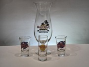 Kieliszki i szklanka / Hard Rock Cafe / Planet Hollywood 