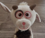 MINIONKI. KOZIOŁEK LUSIA. MASKOTKA KÓZKA 20 CM MINIONS