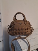 Brązowa torebka prada 