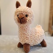 Maskotka LAMA ALPAKA pluszak zabawka przytulanka handmade na szydełku