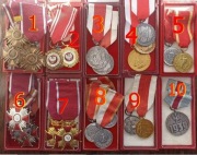 Medal Odznaczenie Order Krzyż Zasługi Sztandar Legitymacja Etui Prl