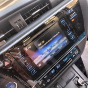 Radio Auris II lift z hybrydy. Sprawne 