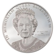 SREBRNA MONETA "IN MEMORIAL QUEEN ELIZABETH II "