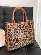 Nowa futrzana torebka panterka duża a4