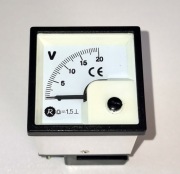 Woltomierz Analogowy 20V