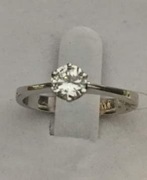 Złoty pierścionek z brylantem, diament 0,54ct HVS1