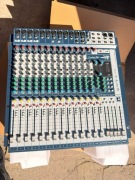 Mikser SOUNDCRAFT Signature 16 