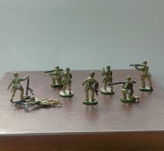 Amerykańska piechota 2 wojna światowa USA 1:72 pomalowane figurki 8szt.