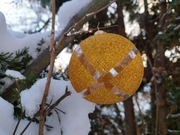 Bombki choinkowe szklane, dekorowane złote 10 cm. komplet 6 sztuk