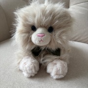 KONGES SLOJD Maskotka puszysty kotek