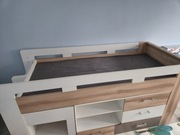 Łóżko dziecięce z biurkiem 