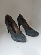 Czółenka cimny zielony 38