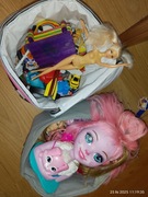 Zestaw zabawek dla dziewczynki .