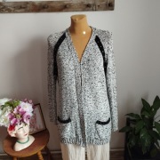 Kardigan damski z Limitowanej Kolekcji  rozmiar 38,czarno szary,z dżetami