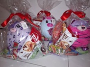 Paczka świąteczna pluszak kot slodycze prezent mikołaj święta 