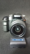Sony Alfa 100 + obiektyw 18-55 f3,5-5,6 SAM .
