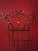 Wieszak na ubrania do przedpokoju - metaloplastyka 