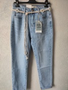 Jeansy Damskie Mom Fit jasne + sznurkowy pasek z perełkami XL