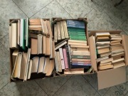 3 kartony książek. Transport do Warszawy 10 zł.