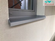 Parapet z blachy, parapet zewnętrzny, z zamkniętymi szczelnie bokami 