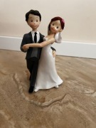 Figurka dekoracyjna młoda para 