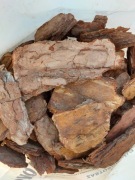 Kora sosnowa BARDZO GRUBA RĘCZNIE WYBIERANA 30 szt