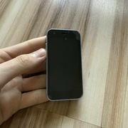 Mini telefon 16GB + 2 GB - kompaktowy smartfon + etui i szkło