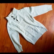 Sweterek C&A stan idealny 