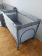 ŁÓŻECZKO TURYSTYCZNE SEVERNO KIDS 125x65 dwupoziomowe składane na kółkach