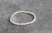 Srebrna bransoletka z błyszczącymi kamyczkami