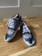 Ocieplane trampki Roxy r. 33