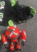 Zestaw ben 10  figurka i gratis skarpetki 