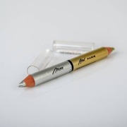 Mon Ami Paris Wodoodporna  Kredka do Powiek Nr 16 srebrny-złoty z brokatem