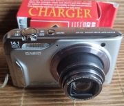 Casio Exilim EX-H15 14.1 mpx