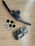 Kapslownica GRETA dwuramienna do butelek na piwo plus 90 kapsli