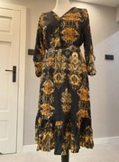 Letnia sukienka midi czarna złote wzory boho wiskoza