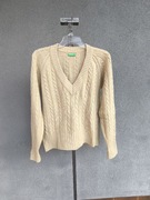 Sweter w serek United Colors od Benetton