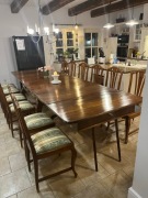 stół z  krzesłami (zestaw)