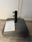 Podstawa pod parasol ogrodowy TILLVEX – Efekt Granitu, na kółkach!