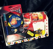 CARS zestaw muzyczny , auto , tablica , portfel , flet, tamburyn itd