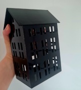 Świecznik domek metalowy czarny połysk loft hand made dekoracja