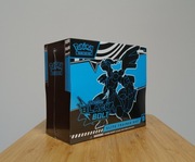 Pokémon TCG: Scarlet & Violet - Black Bolt - Elite Trainer Box