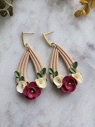 Wiszące kwiatowe kolczyki łezki w kolorze beżowym z gliny polimerowej 