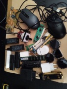 Elektronika mix z szafek +zasilacz +tablety 