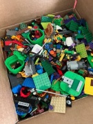 10 kilogramów klocków LEGO mix