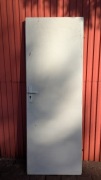 Drzwi białe 70 lewe używane gładkie do warsztatu na budowę