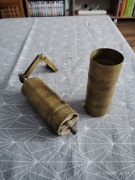 Starodawny młynek do ziół ,przypraw