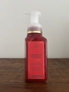 Strawberry Pound Cake - nowe mydło do rąk w piance 259 ml Bath & Body Works