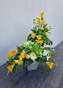 Żółty wiosenny komplet nagrobny wiązanka na cmentarz 