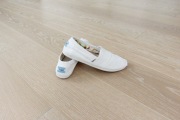 Toms czysta biel W8 - 38,5